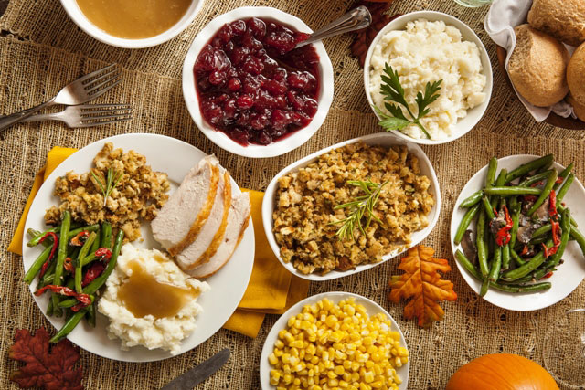 Is disney open on thanksgiving 2024